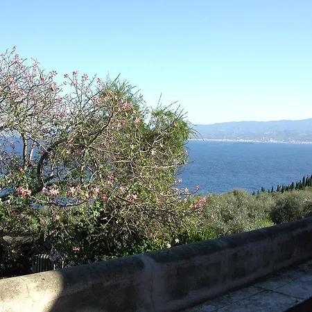 Elizabeth Villa